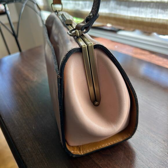 Patricia Nash Floral Crossbody Bag - Red and Green - Picture 6 of 15